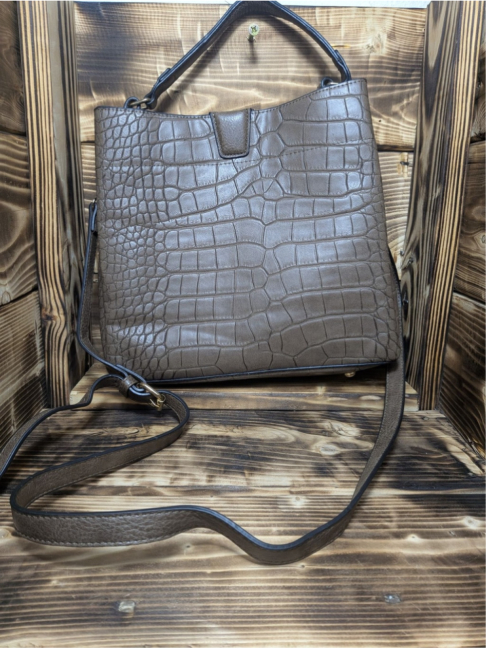 Jen & Co Croc Embossed Satchel Bag Womens Medium Taupe Faux Leather Crossbody
